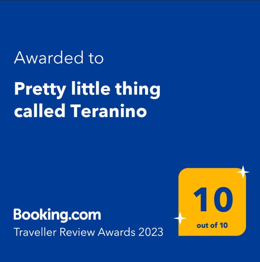 Pretty Little Thing Called Teranino بولا المظهر الخارجي الصورة